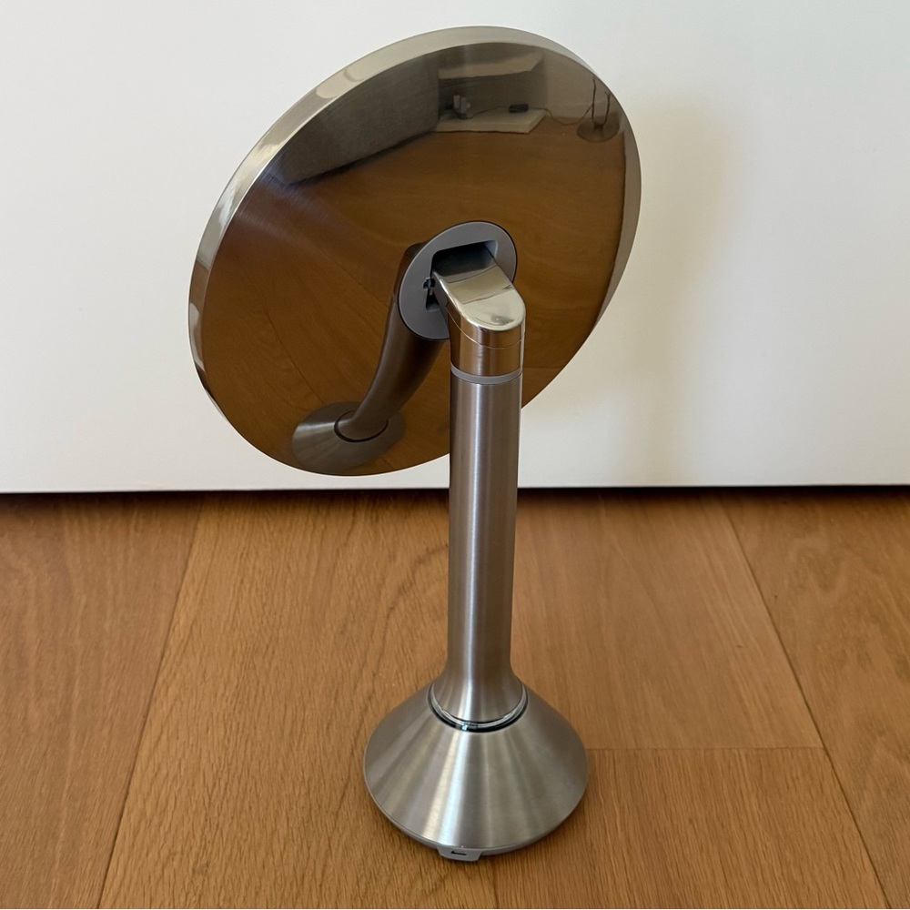 Simplehuman Sensor Mirror - Picture 2 of 5
